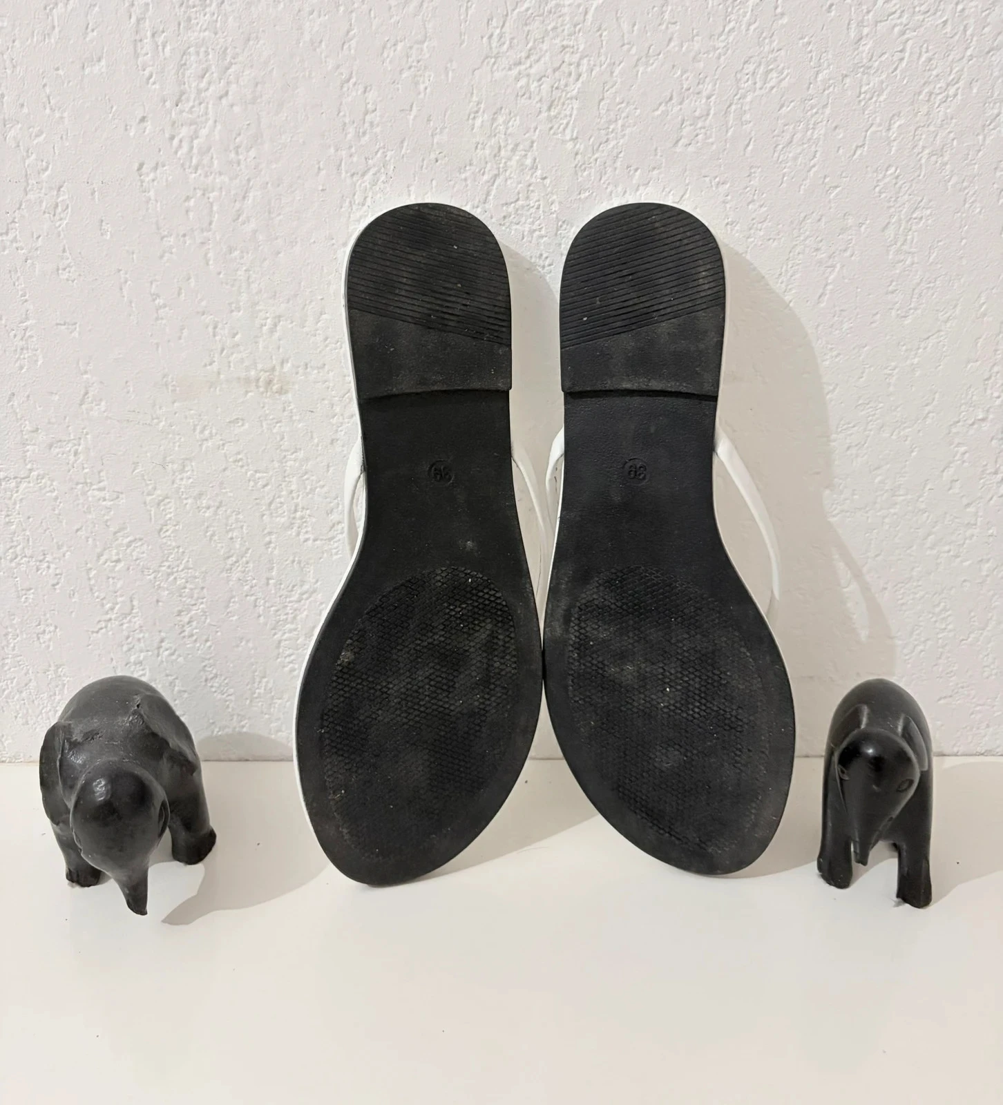 Chanclas blancas minimalistas para mujer – Talla 39 – photo 4